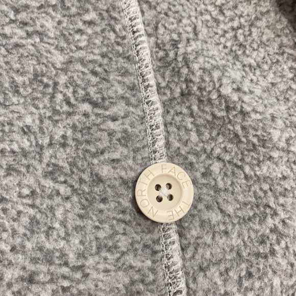 The North Face women’s crescent gray zip up - Picture 5 of 9